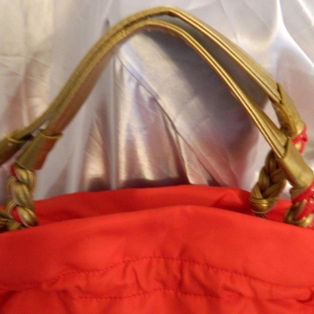 Red Valencia Shoulder Bag - Picture 2 of 12